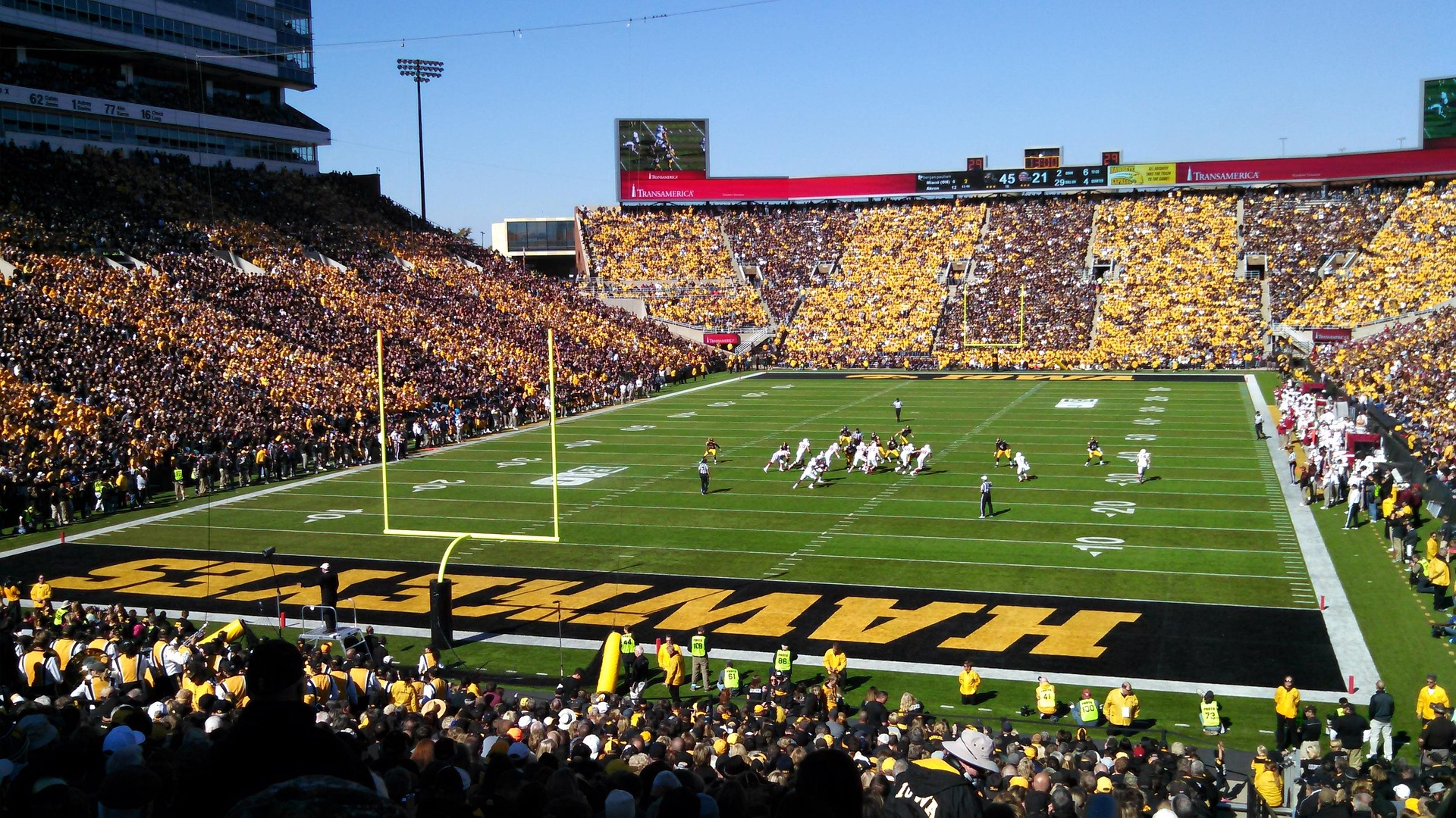 College Football Week 5 Preview: Buckeyes Head to Iowa City; Bulldogs Host Their Biggest Game In a Decade